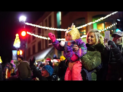 Discover the Santa Claus Parade in Banff National Park