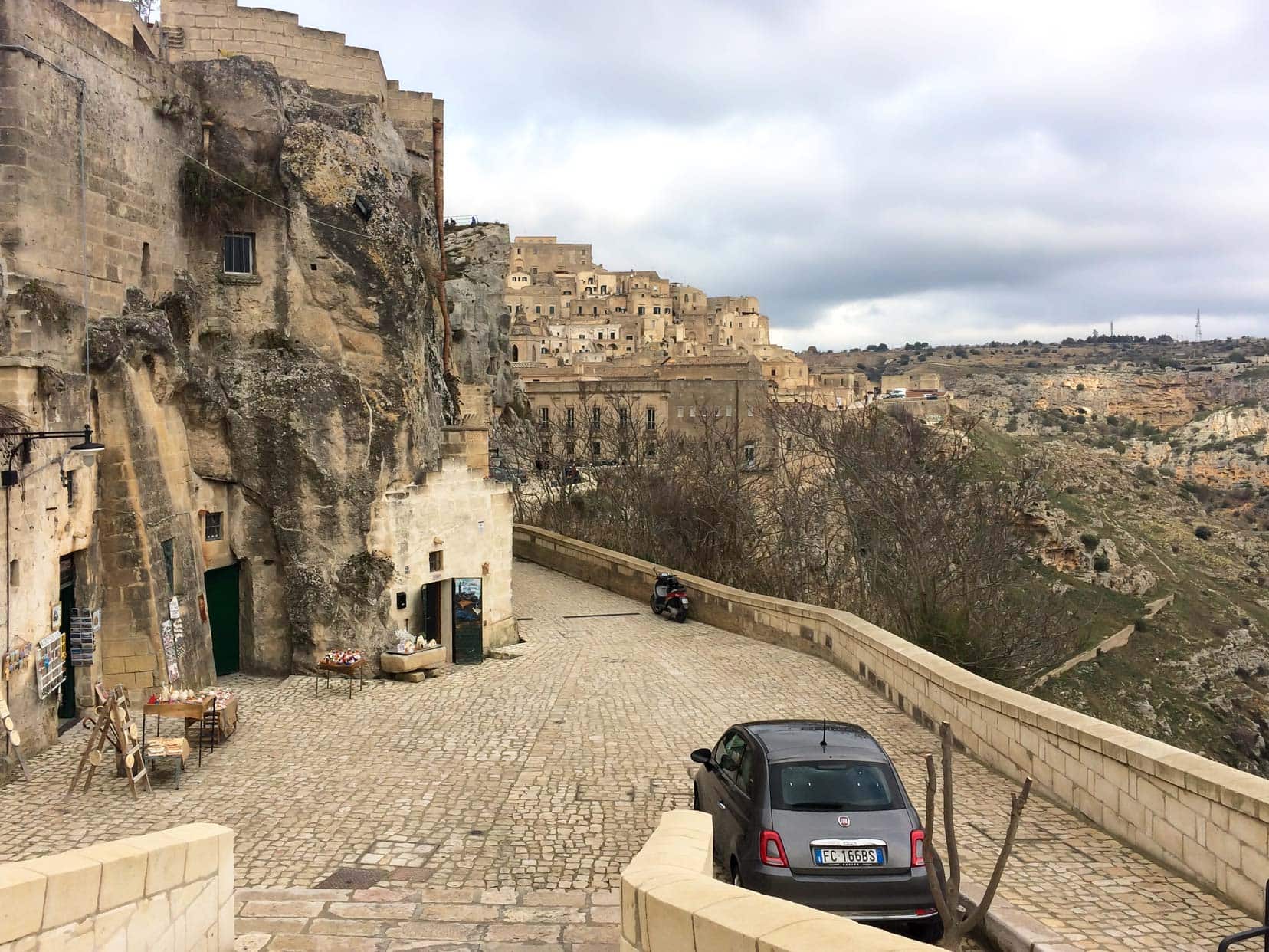 Matera-cave-foreground-and city-background