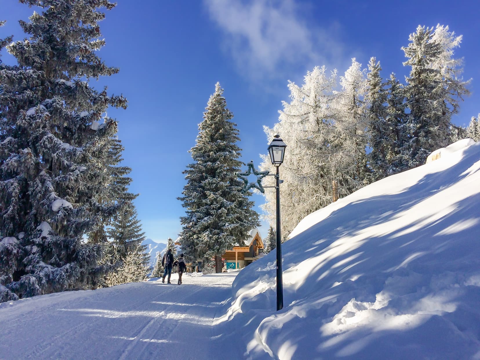 snow-road-in-the-mountains in Bettmeralp