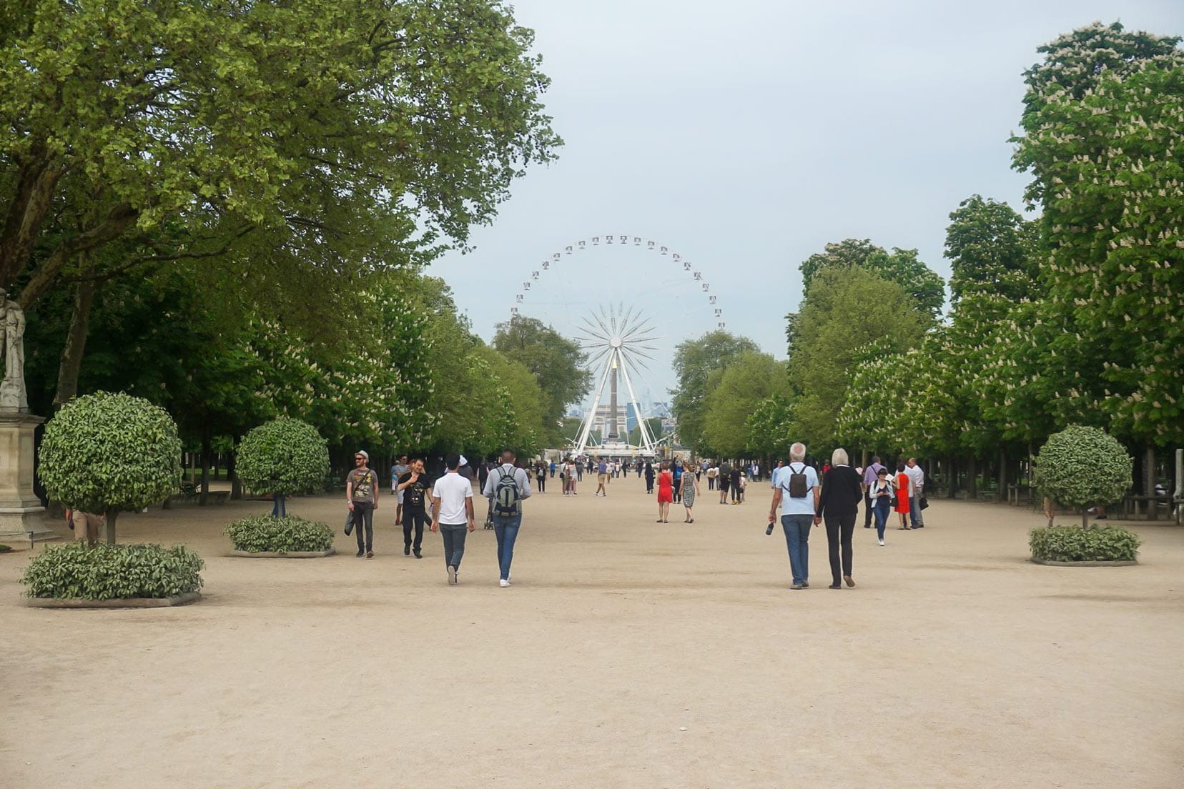 Main boulevard within Tuileries Gardens 