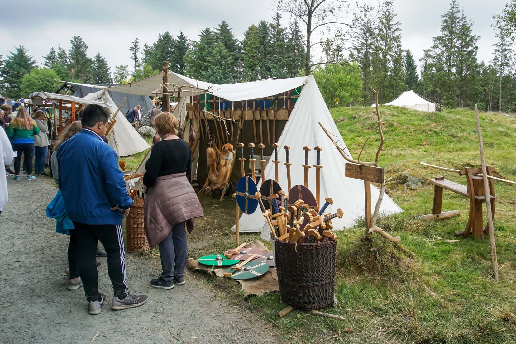viking-village-market
