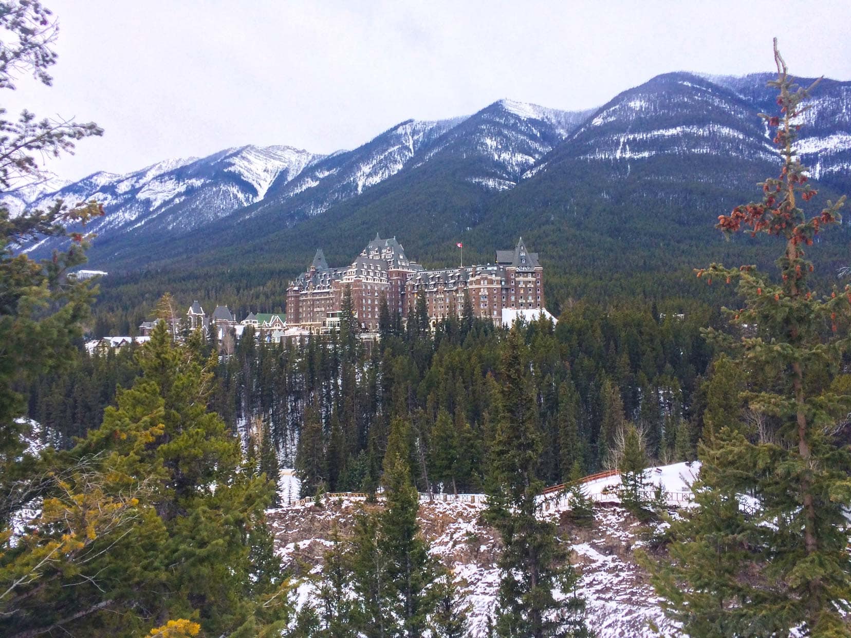 Christmas-in-Banff-Fairmont-Hotel