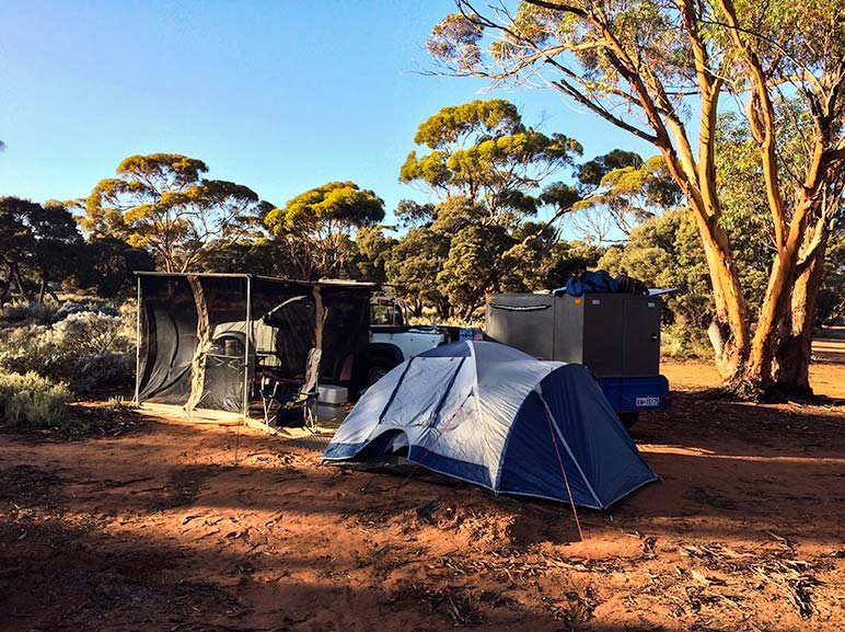 Campsite on the Perth to Melbourne drive