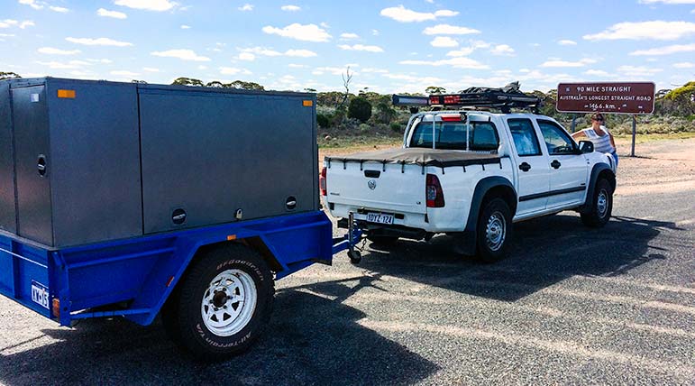 Ute and trailer on the Nullarbor, during our drive from Perth to Melbourne