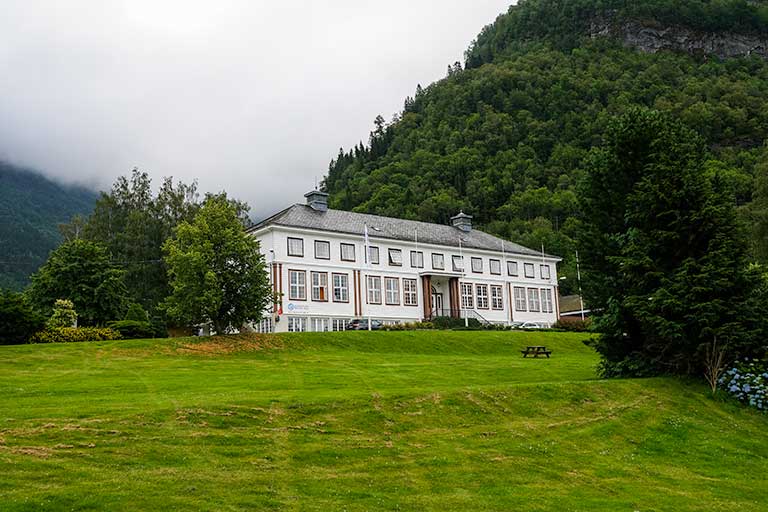 Hardanger Hostel at Lofthus- large white building