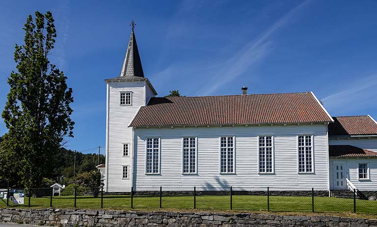 Nedstrand church near start of Himakana Hike