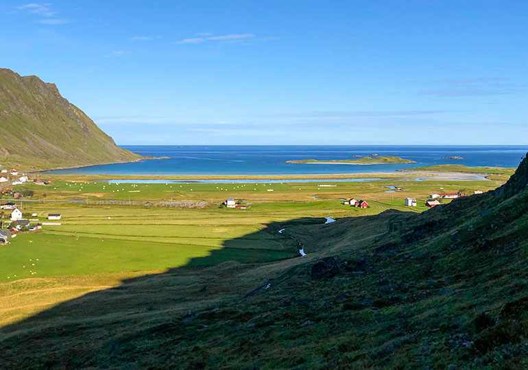 Sandbotnen Bay as seen early morning on the Ryten Lofoten hike