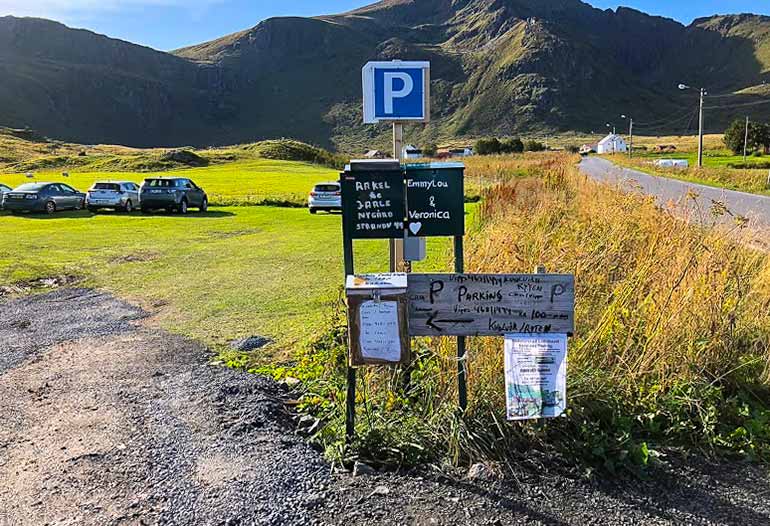 Ryten Lofoten parking