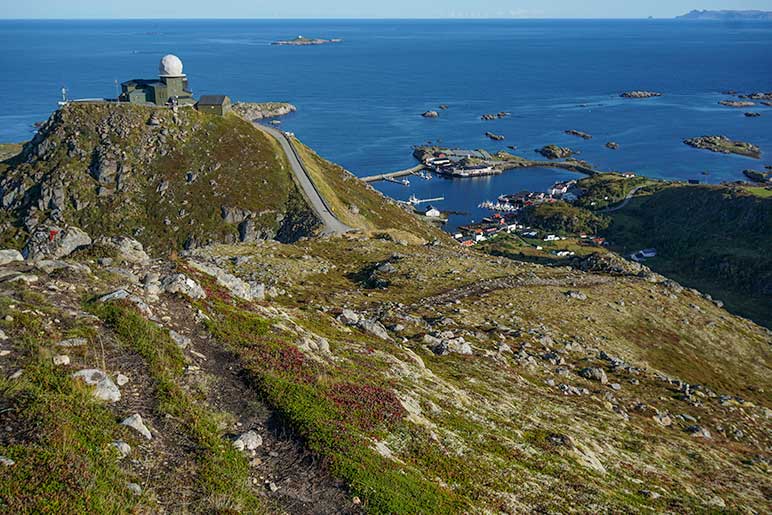 A closer image of Sto showing the radar station