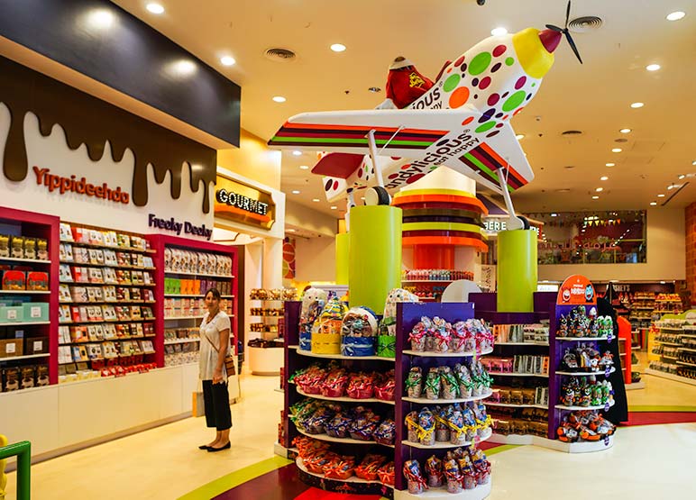 The dazzling colourful Dubai Mall shops