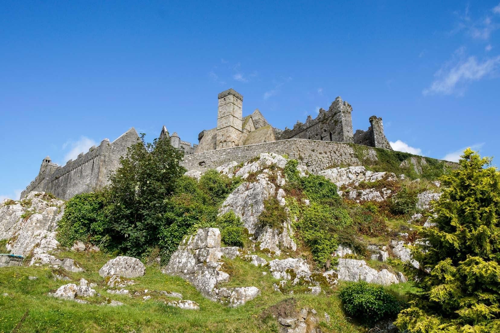 the-rock-of-cashel-is-really-on a-rock