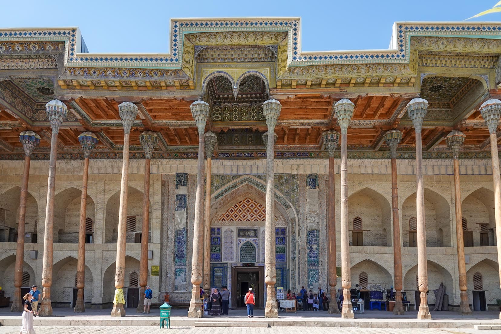 The many wooden pillars of the Bolo Haouz Mosque, Bukhara