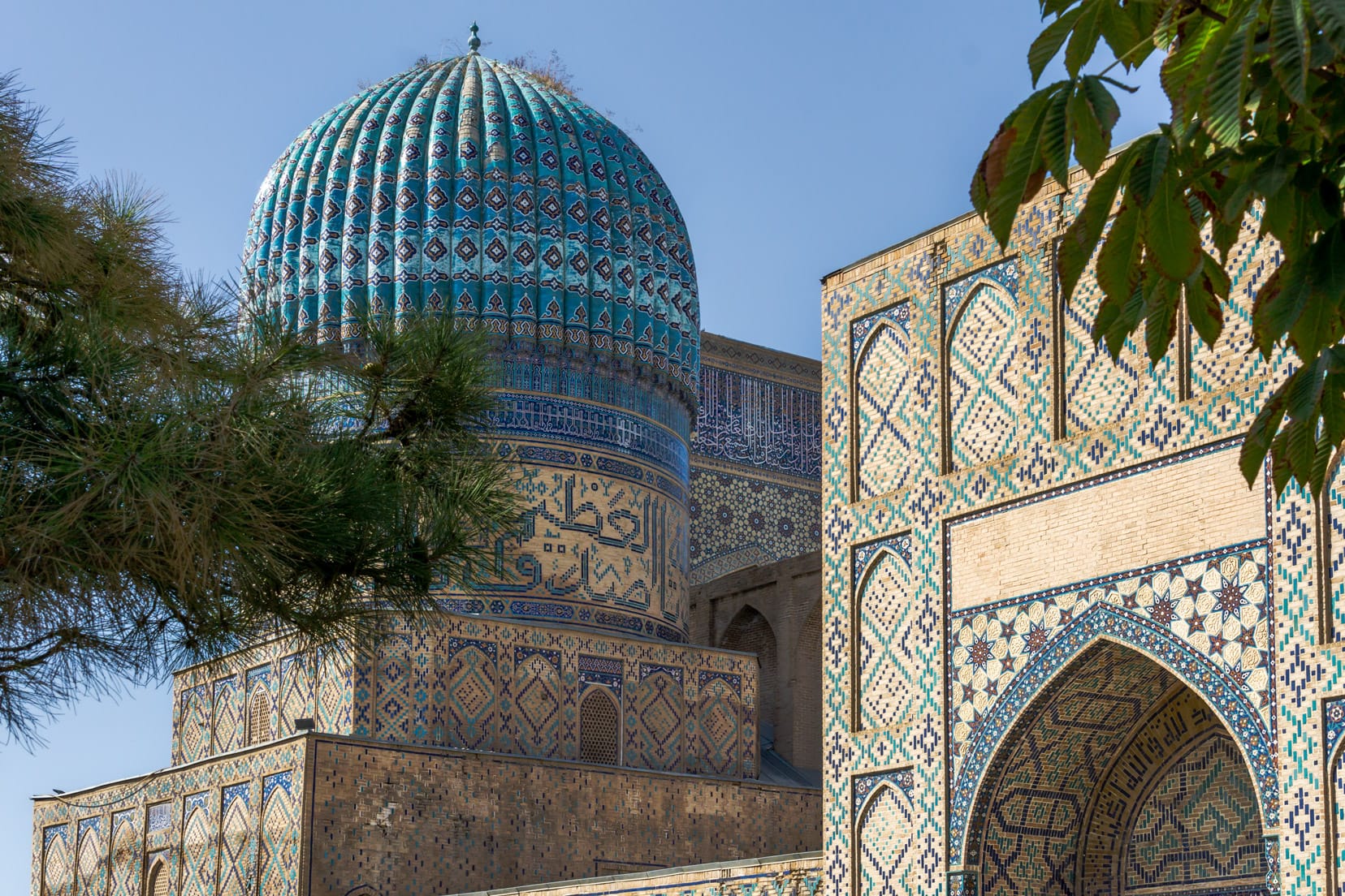 blue-domed-building-with-intricate-art-work