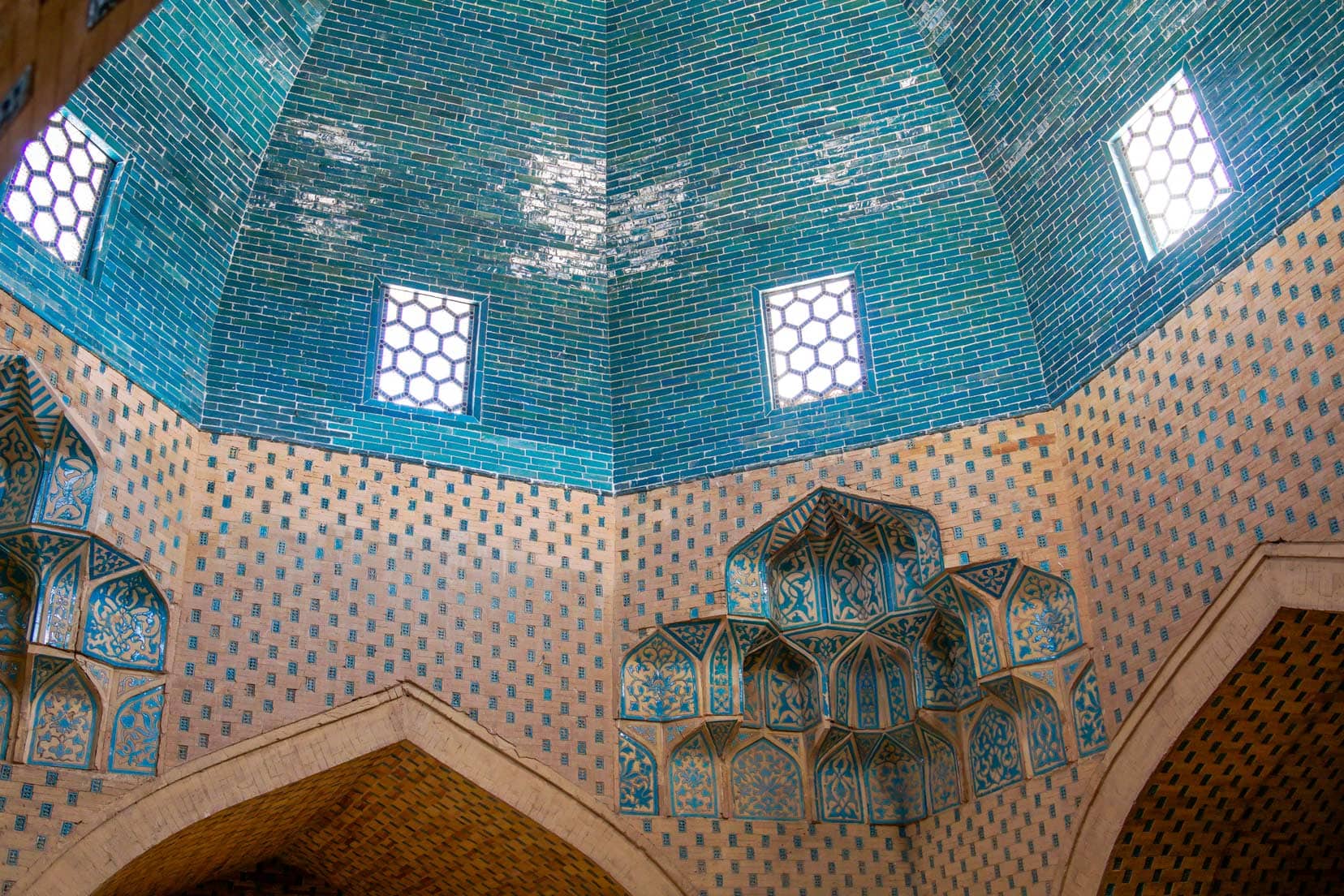 Mausoleum of Muzlum- Sulu-Khan interior architecture