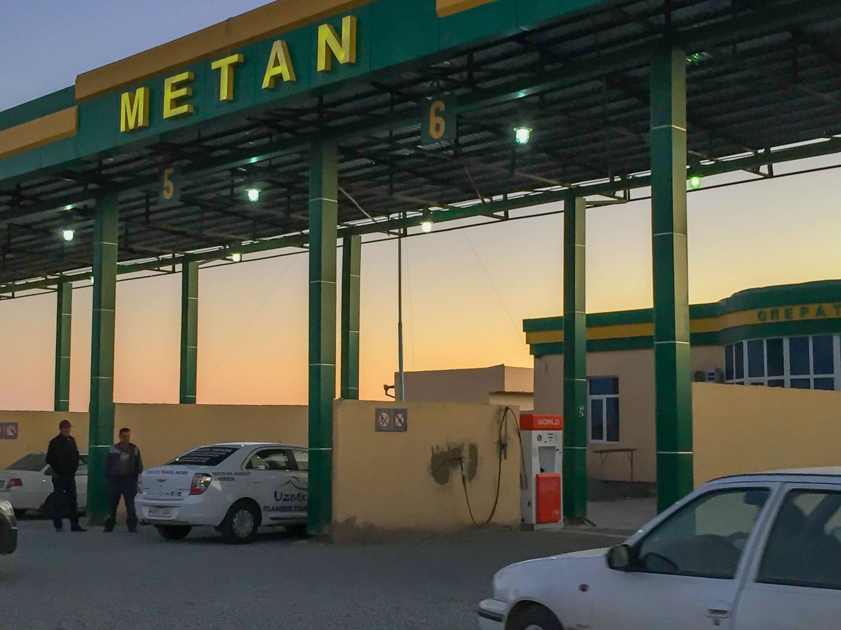 Metan methane fuel stop, Karakalpakstan
