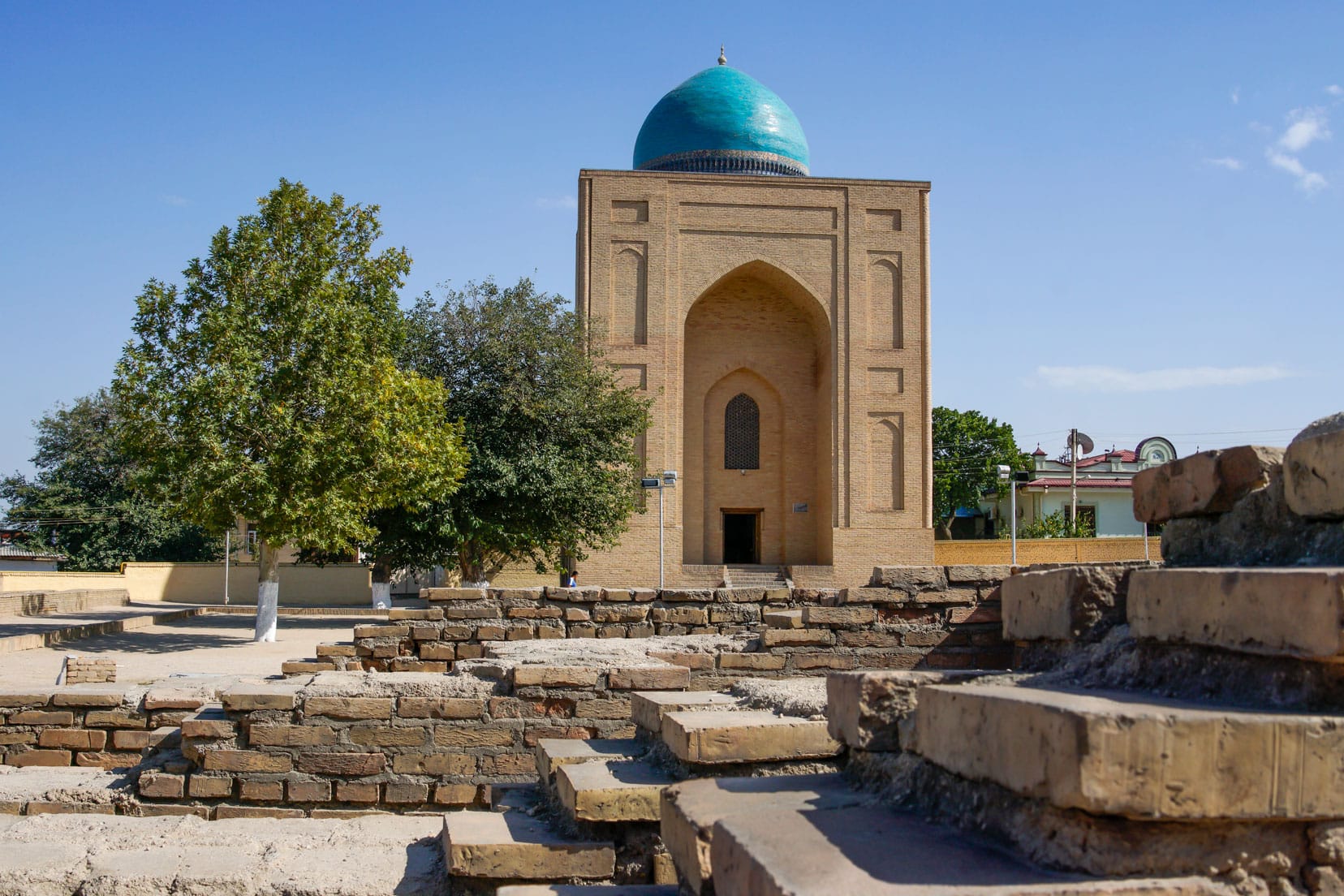 bibi-khanym-mausoleum,-samarkand