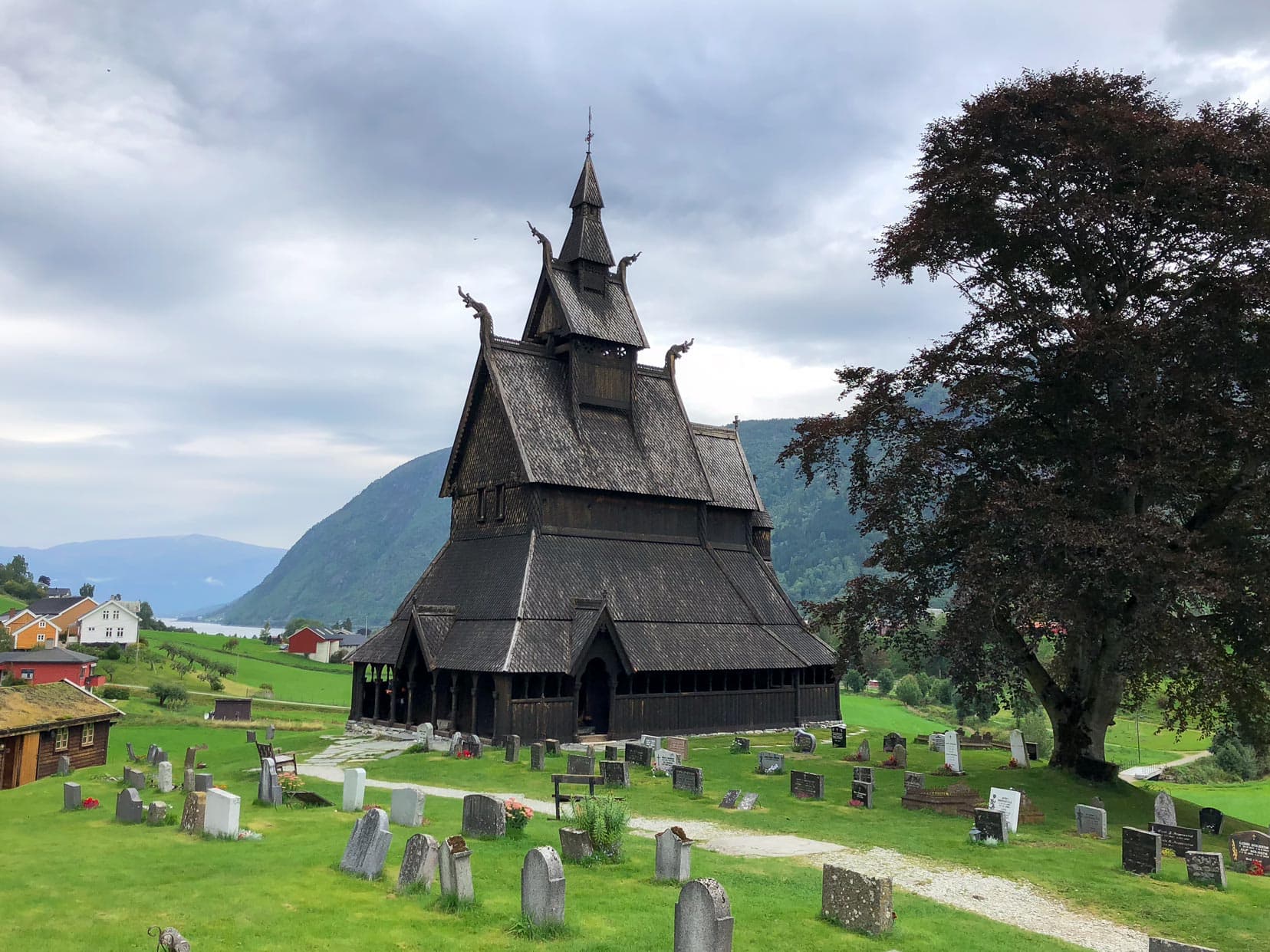Hopperstad-stave-church,-Norway