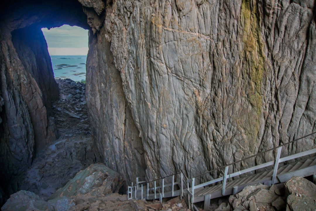 ladder down to the base of Torghatten cave