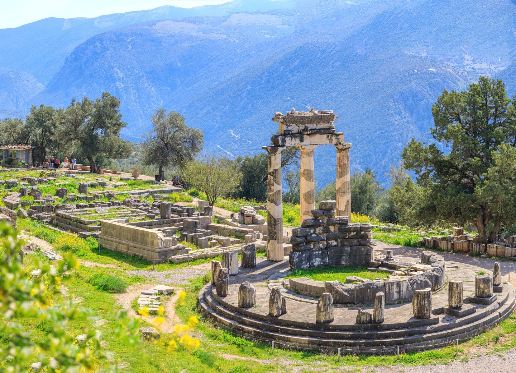 How to visit Delphi - Greece Road Trip - Get Lost in Wanderlust