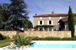 Elianes-Gite,-Villars Elianes-Gite,-Villars with pool