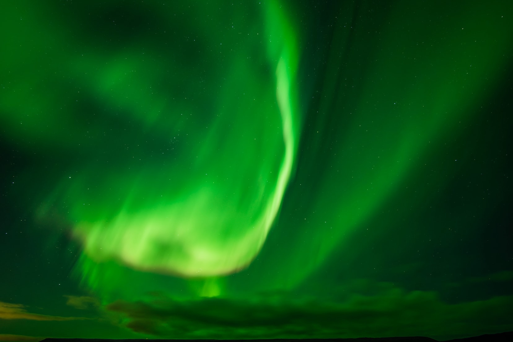 Northern lights over kleifartven, iceland