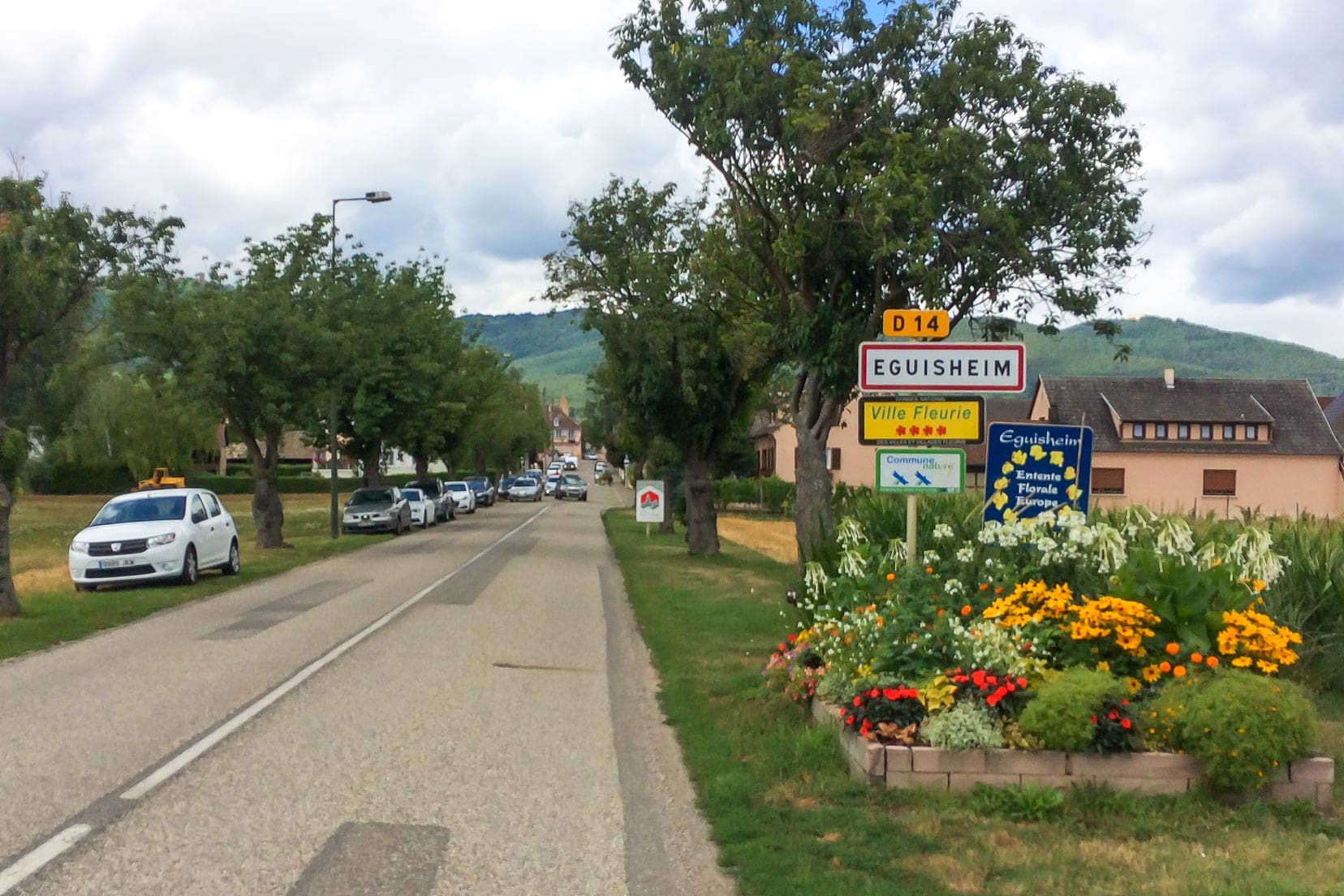 Eguisheim-4-star-village