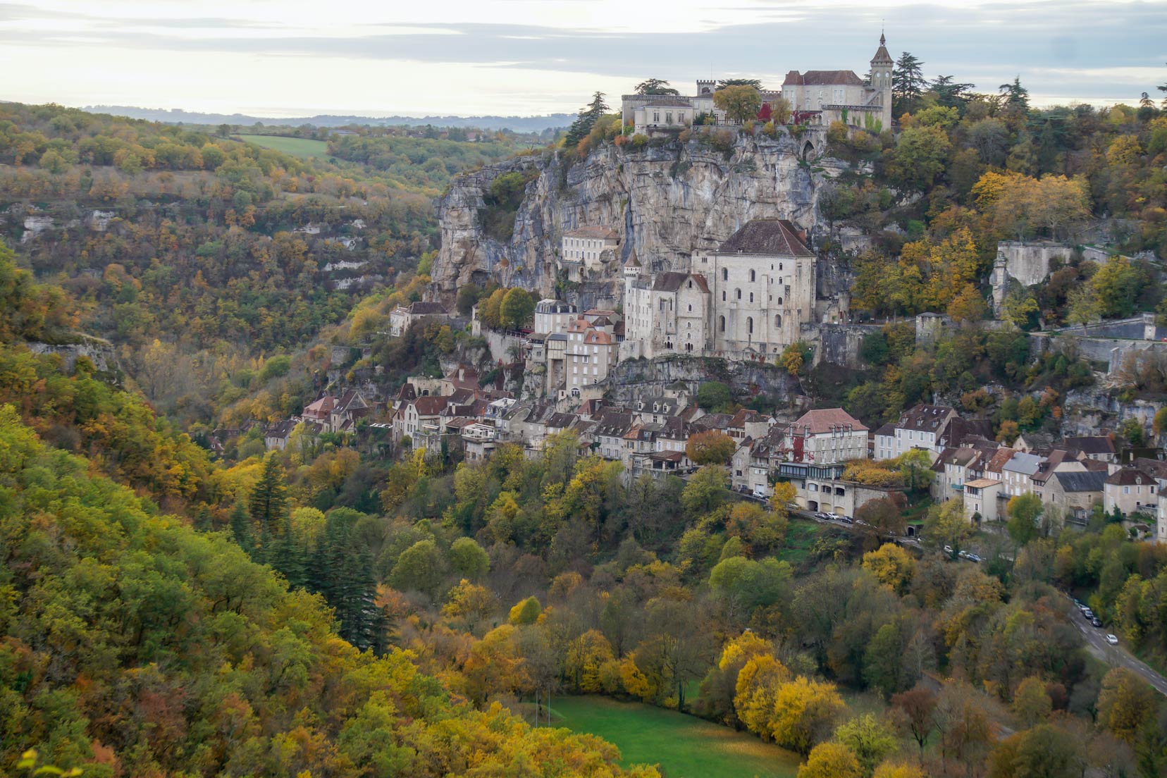 Rocamadour village - houses on a steep mountain side