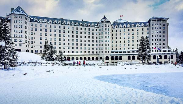 Fairmont-Chateau-at-lake-Louise