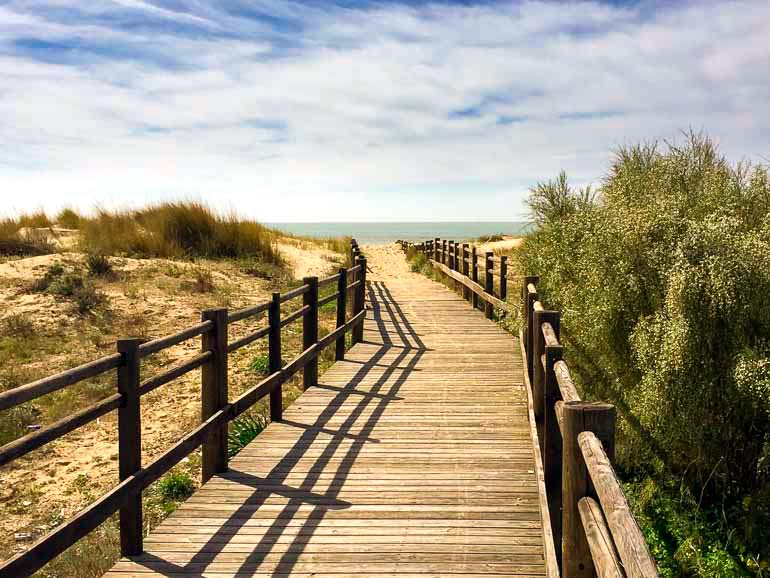 Monte-Gordo-Beach- portugal