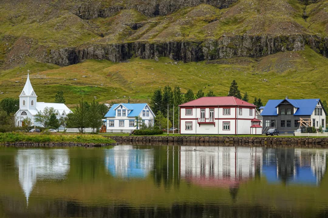 Breathtaking Icelandic landscapes_ Seydisfjordur town tucked beneath the mountains