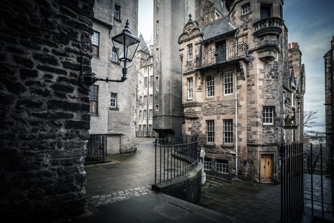 Edinburgh-Writers-Centre old building in Edinburgh