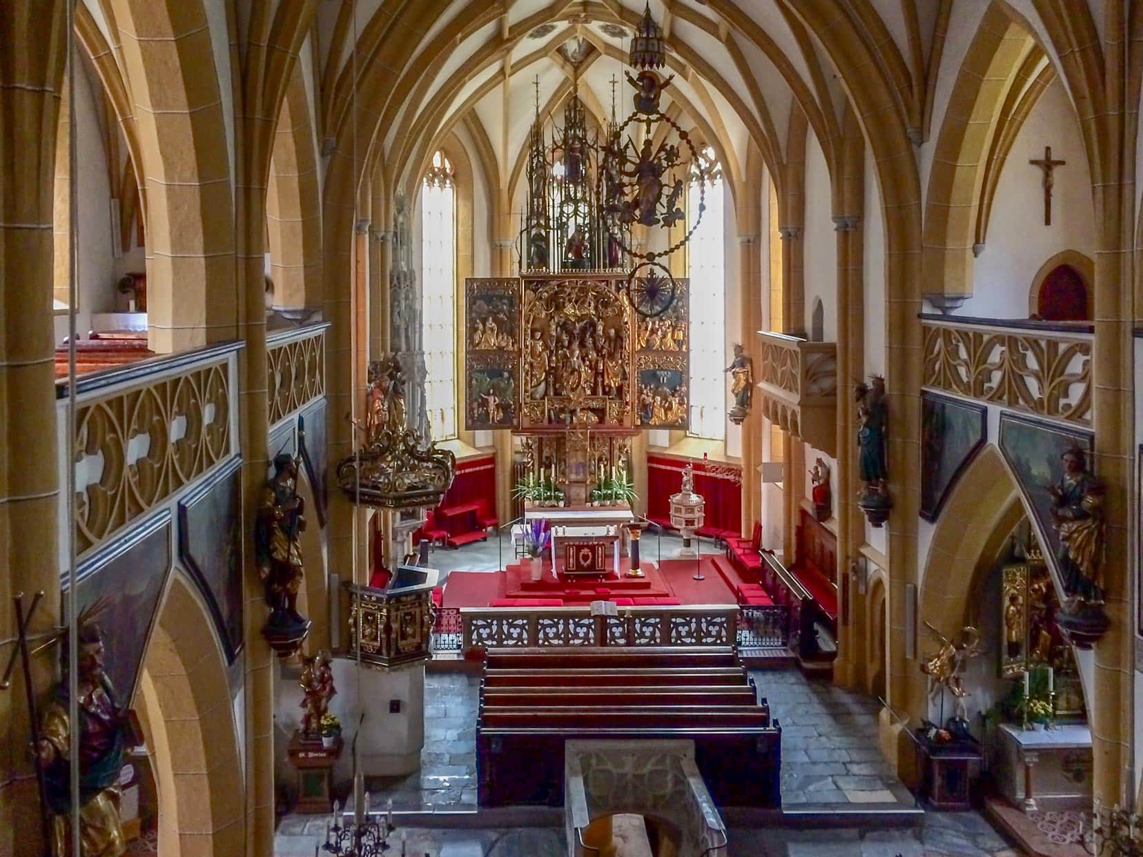 inside-Heiligen-Bluet-church-–-the-holy-blood'