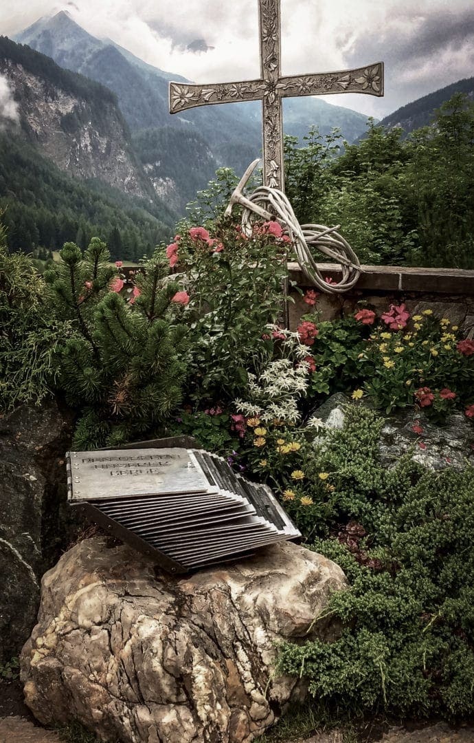 St-Vincent-Church-Graveyard-and-metal-book-of-those-who-died-on-Grossglockner