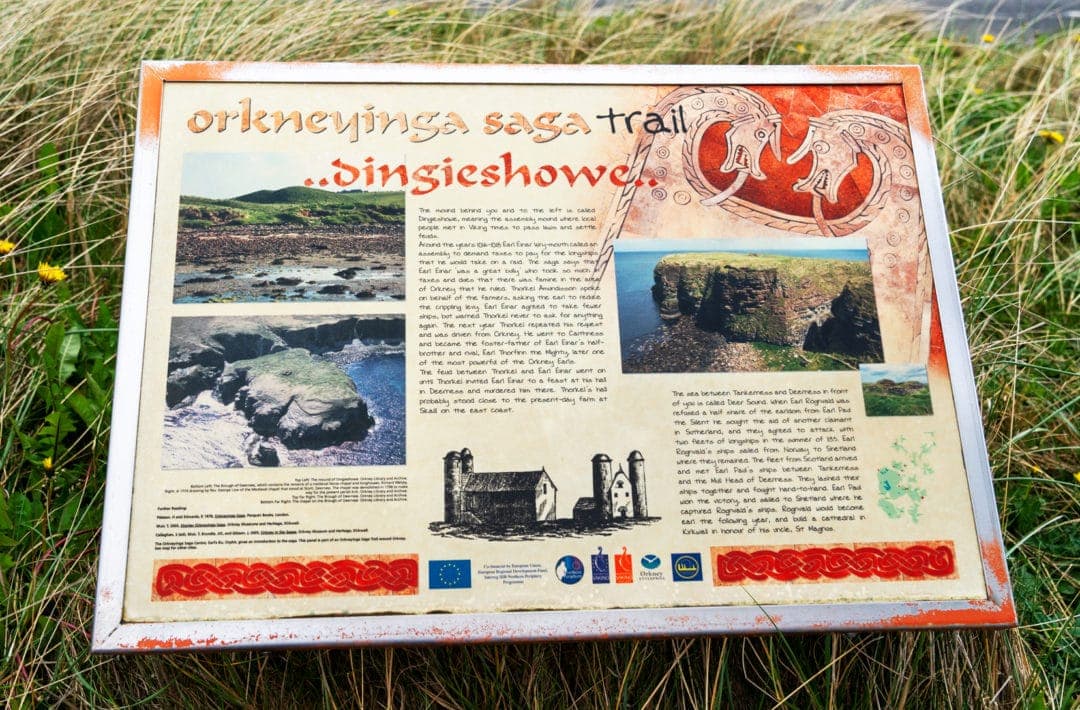 Dingiehowes Bay sign