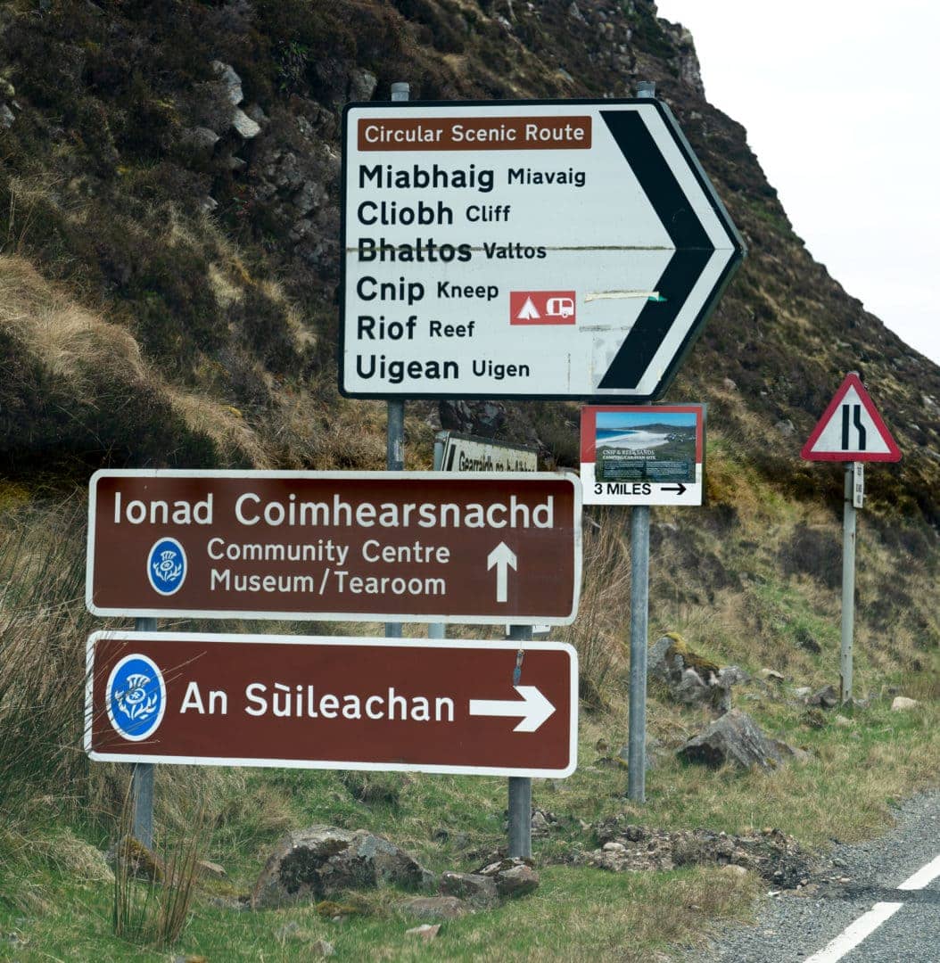 scenic-circular-route-sign
