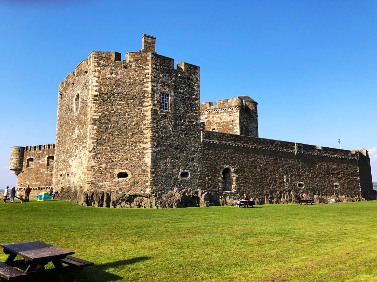    Scotland Castle Tours Blackness Castle  1536x1152 