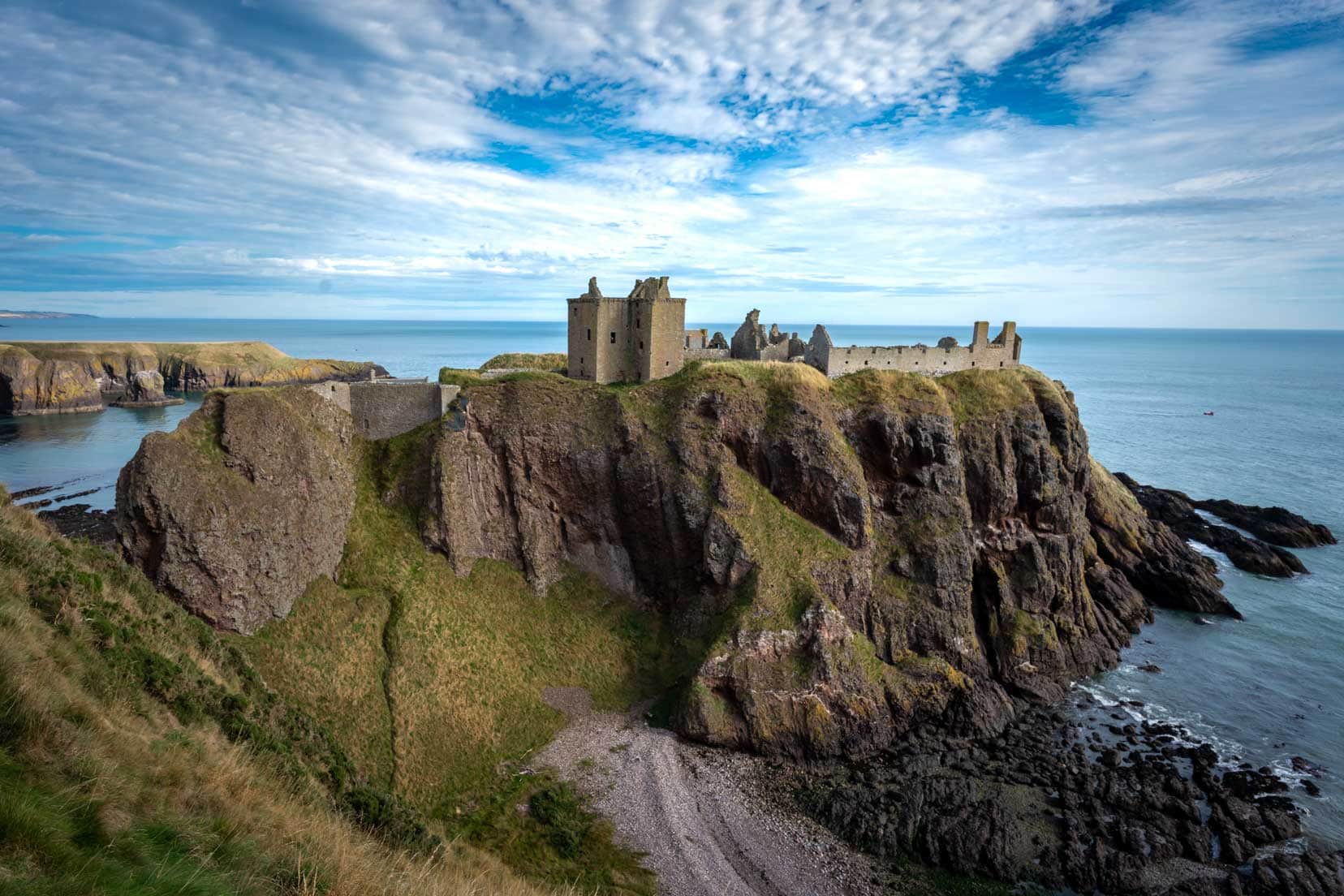 Dunnotar-Castle on a peninsula