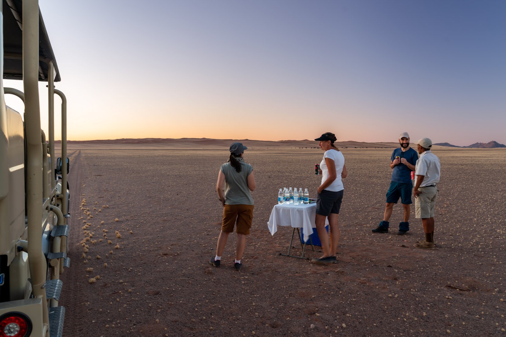 sunset-drive-and-snacks with kanaan Desert retreat 