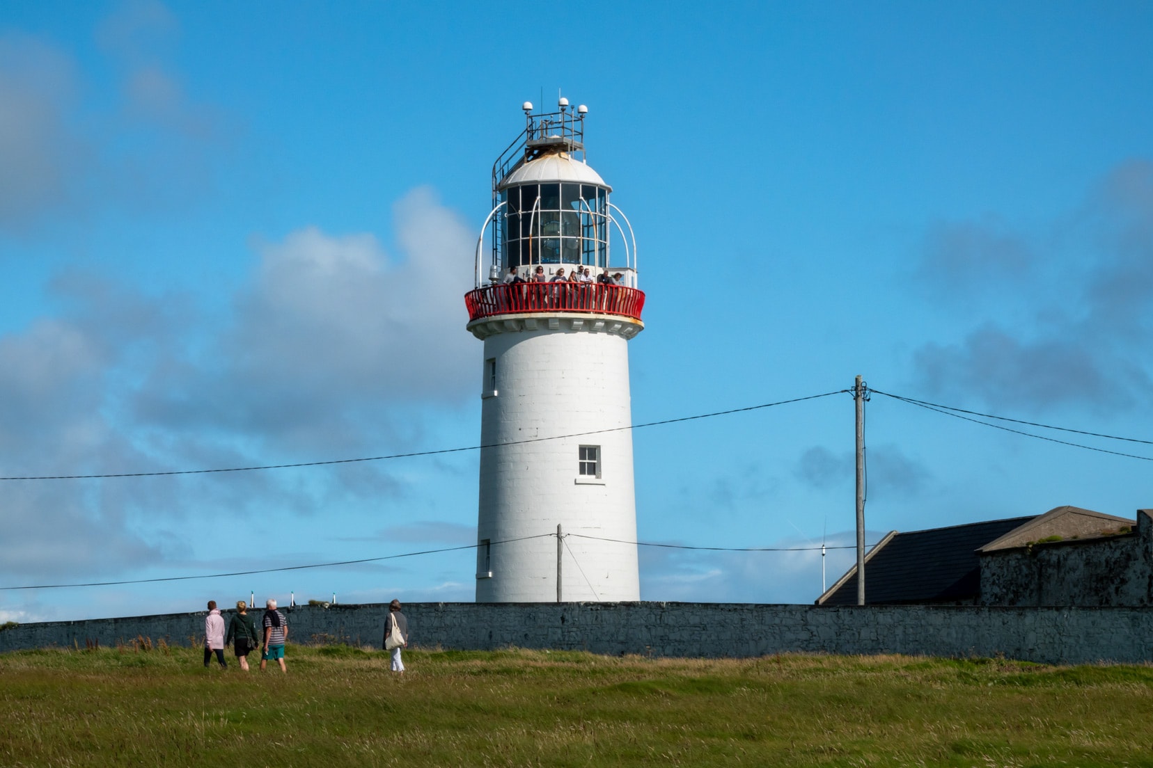Loophead lighthouse white with red stripe around the top