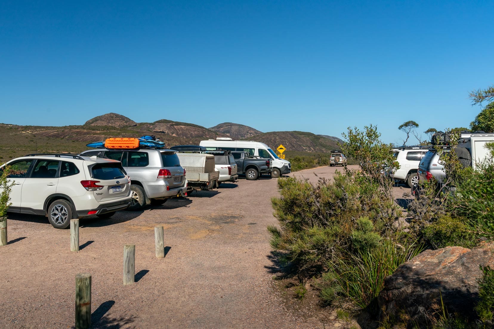 The full car park at Frenchman Peak - about 12 cars 