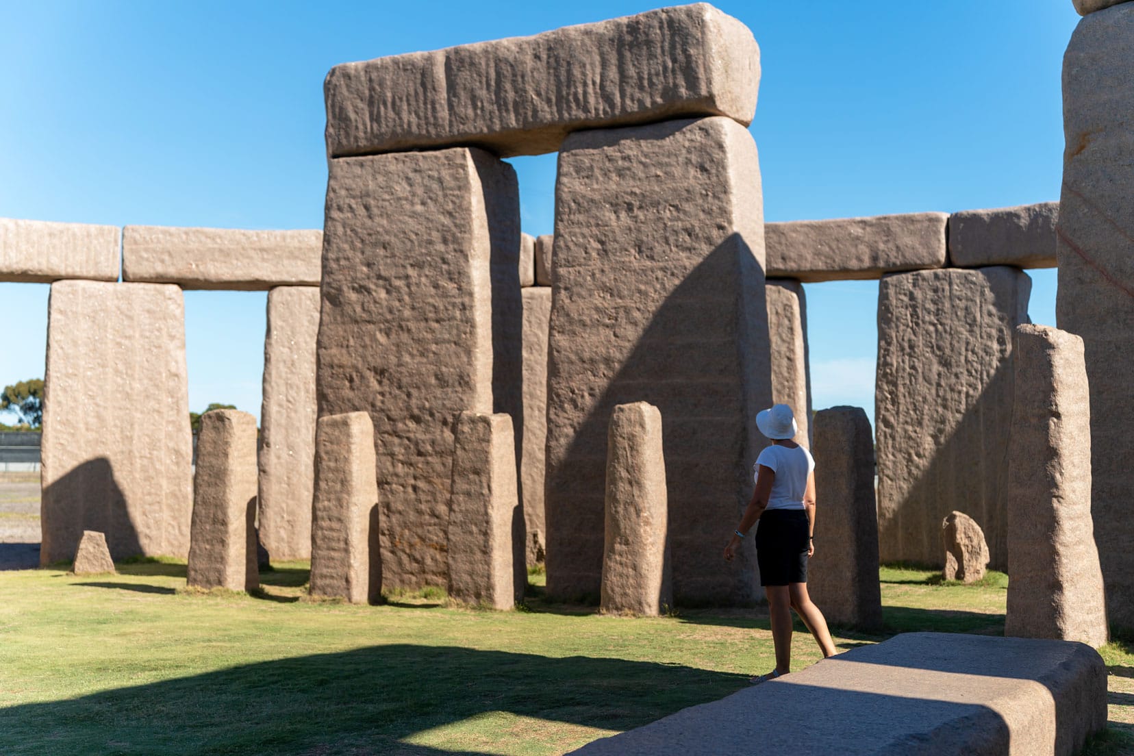 Esperance Stone henge with shelley stood by the stones 