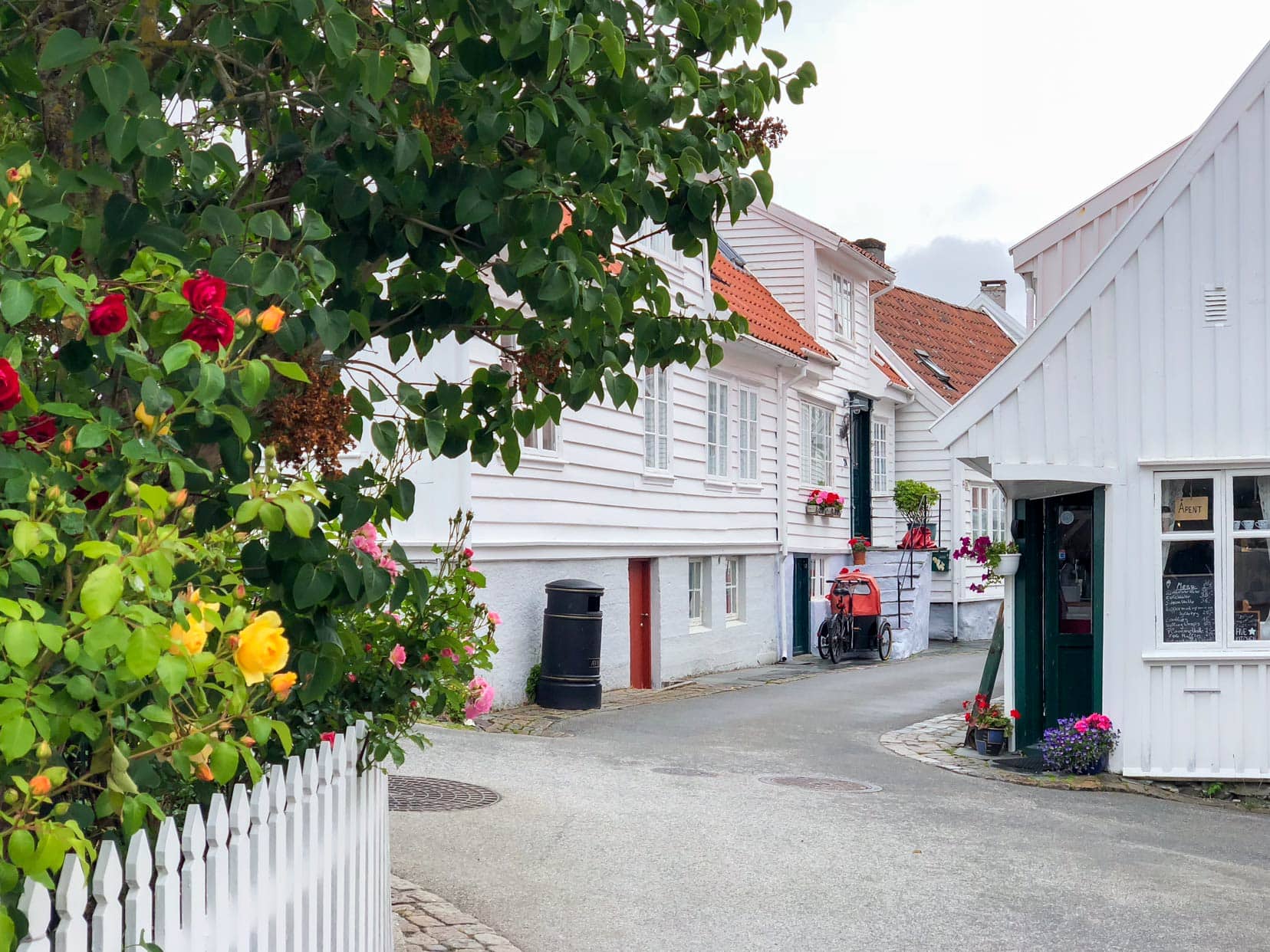 33-Best-Things-to-do-in-Skudeneshavn-and-Karmoy-_old-town