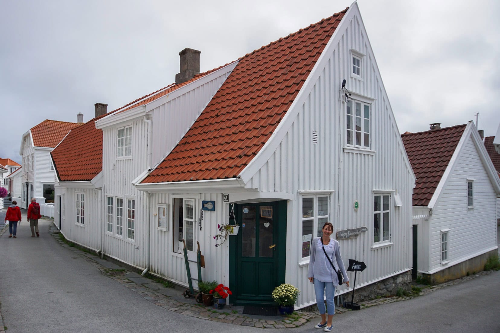 33-Best-Things-to-do-in-Skudeneshavn-and-Karmoy-_smallest-cafe