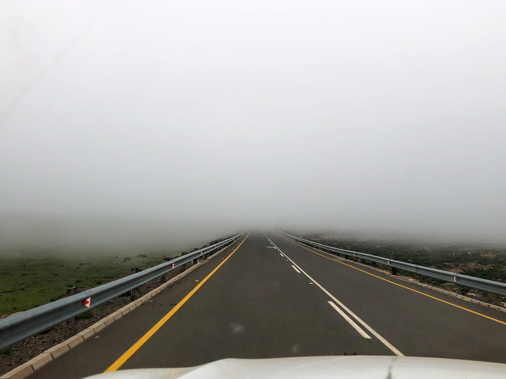 Lesotho_Fog-zone-and-excellent-road-condition