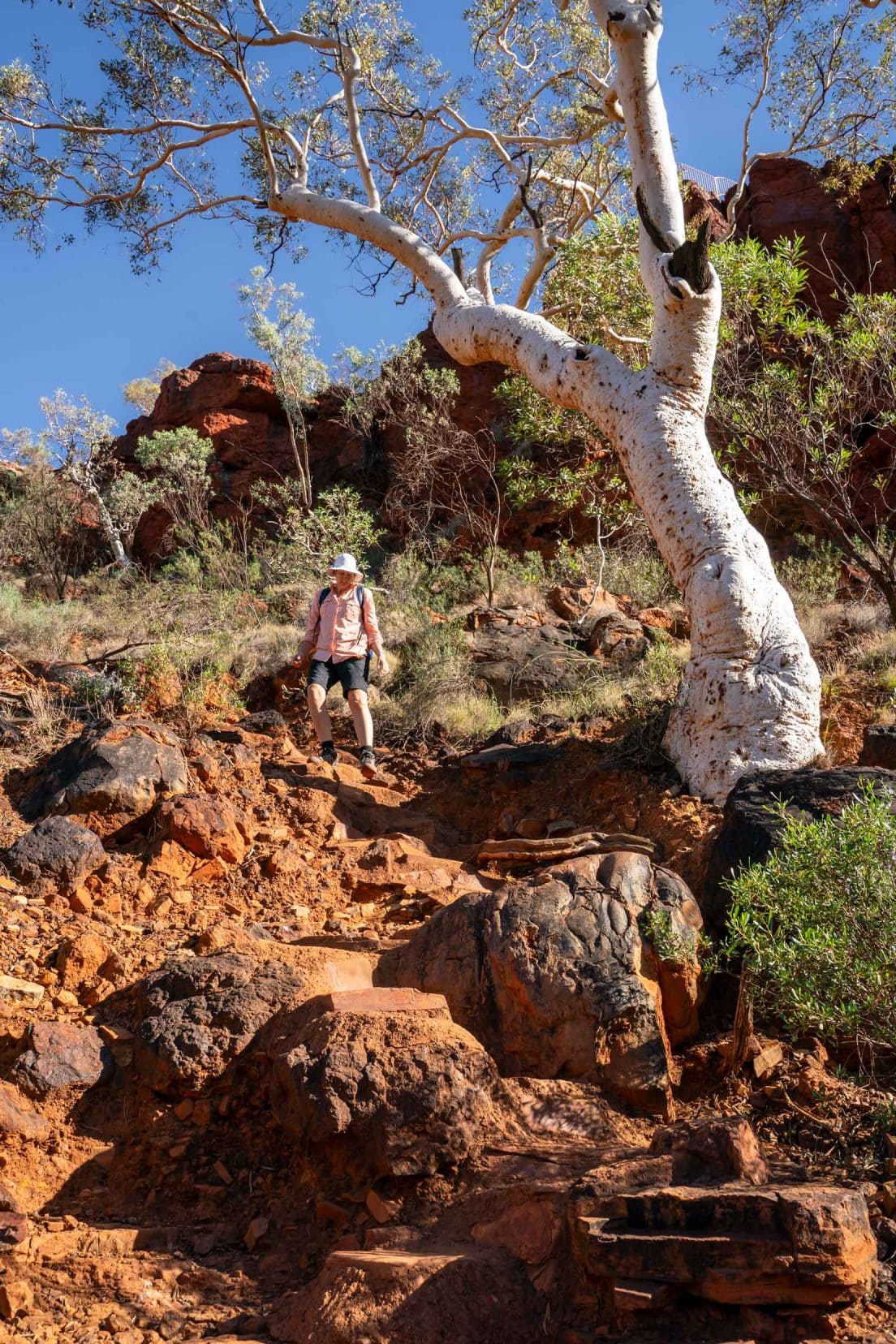 Dales Gorge - Shelley climbing down the steep crumbly path 